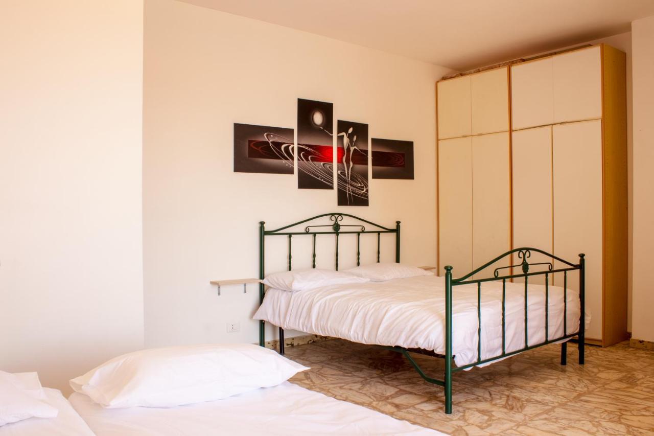 Ferienwohnung Posto Auto Gratuito Relax A 30 Metri Dal Mare Riva Ligure Exterior foto